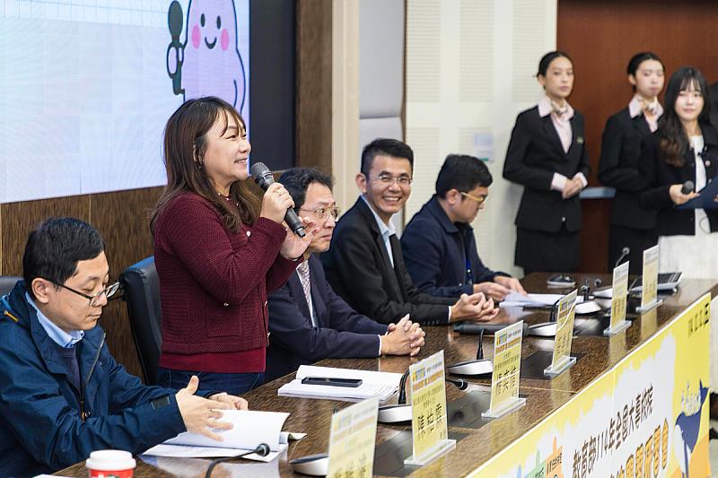 教育部學生事務及特殊教育司學生輔導科楊奕愔科長感謝海大承辦此次研習會。 