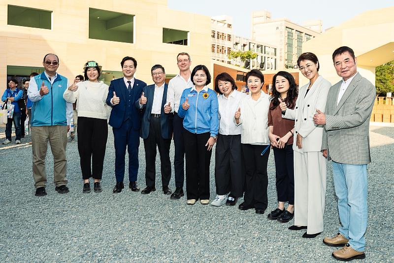 城市即展場！嘉市320+1城市博覽會盛大開幕 黃敏惠市長攜手8縣市首長見證木都新篇章