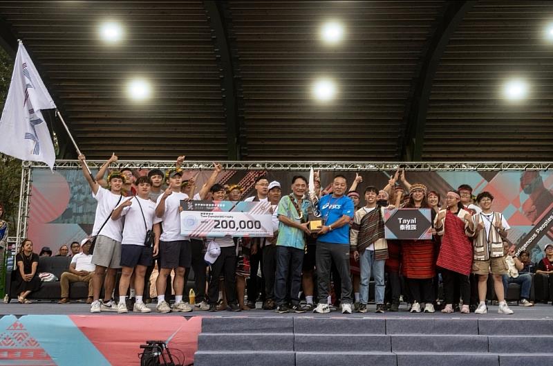 圖4-國內團體總錦標由泰雅族代表隊拔得頭籌