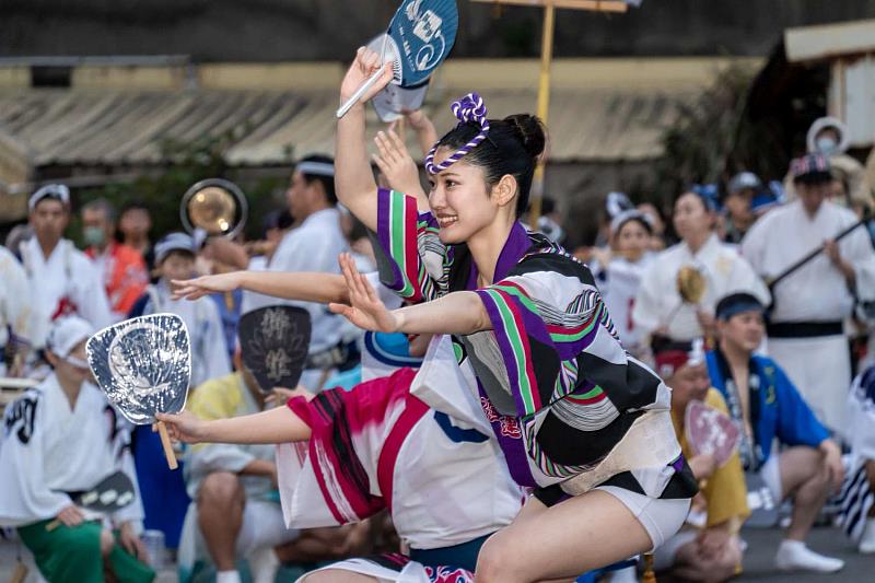 阿波舞至代天府演出現場。