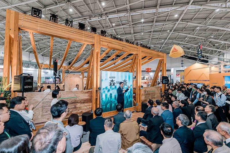 熱潮延燒！國產材臺灣館成打卡新景點 展現森林到城市的永續力量