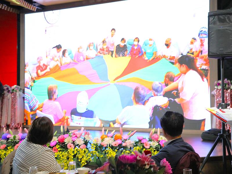 嘉義縣舉辦績優長照人員暨長照據點表揚活動