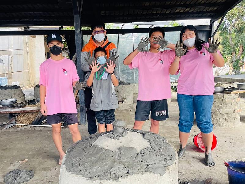 跟著風去旅行 嘉義縣社福中心舉辦親子生態旅遊