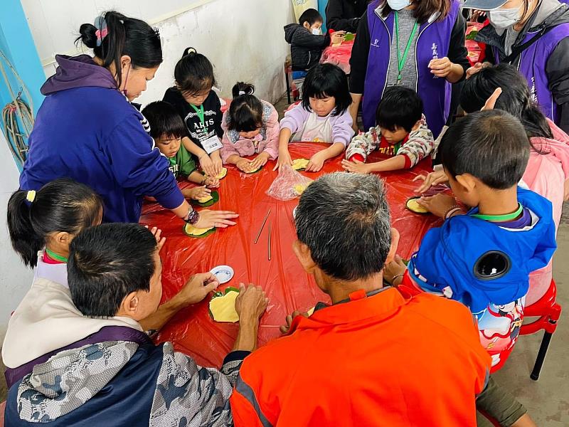 跟著風去旅行 嘉義縣社福中心舉辦親子生態旅遊