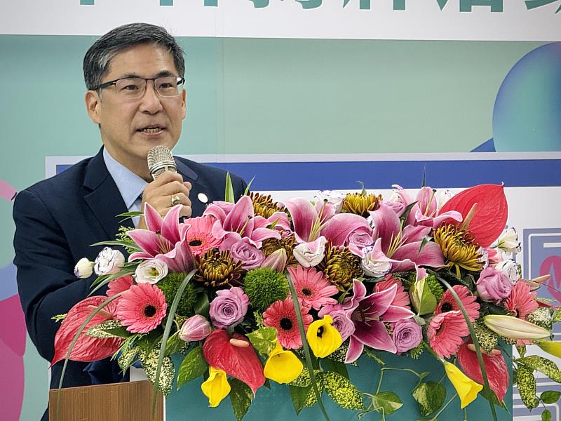 財團法人私立高雄醫學大學董事長陳建志致詞。