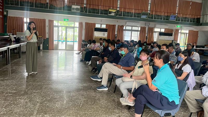 將情緒教育推展至企業職場，協助員工提升情緒調適與親職能力，擴大家庭教育影響力。