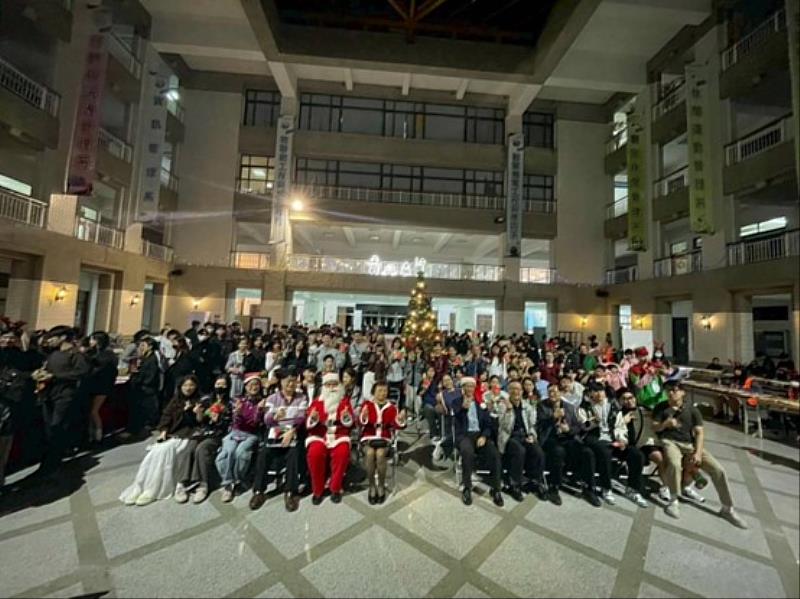 育達科大聖誕祈福感恩活動 新南向學生融入原民聖誕文化 