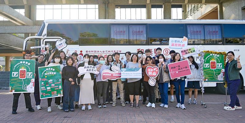 雲林科技大學校園捐血活動合影