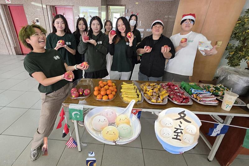 景文科大與僑外生提前歡度冬至佳節