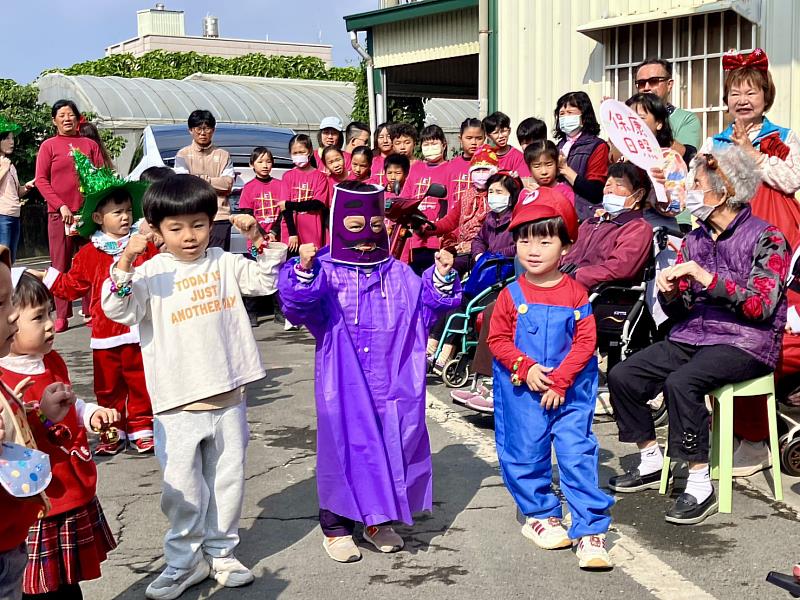 保康日照推動老幼共融，聖誕活動熱鬧一整天-1