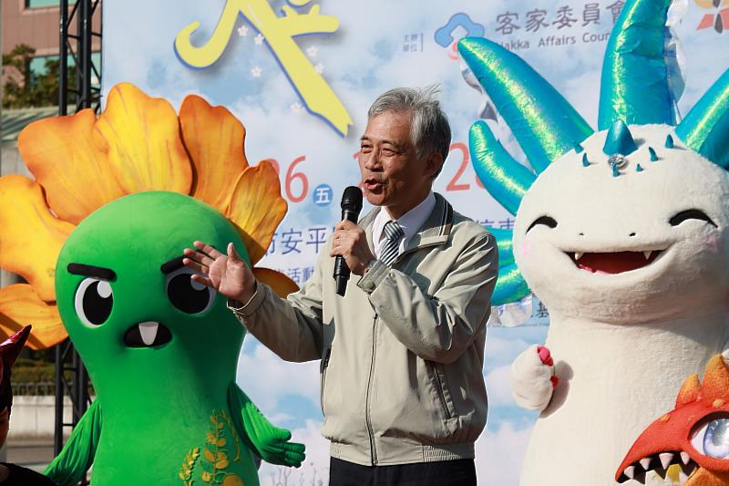 客委會副主委范佐銘致詞。