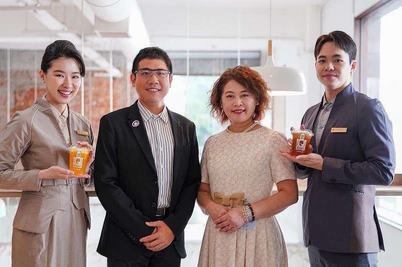 星宇桃機貴賓室打造極致現萃茶飲體驗 引進精品茶飲吃茶三千升級候機時光