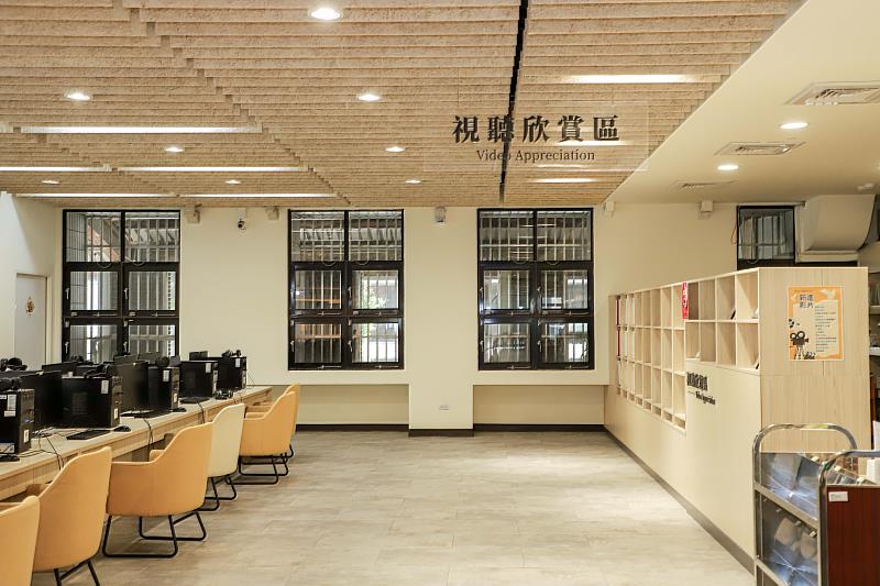 臺灣效率能源協會捐贈國家地理影片公播權 嘉義縣數位資源再升級