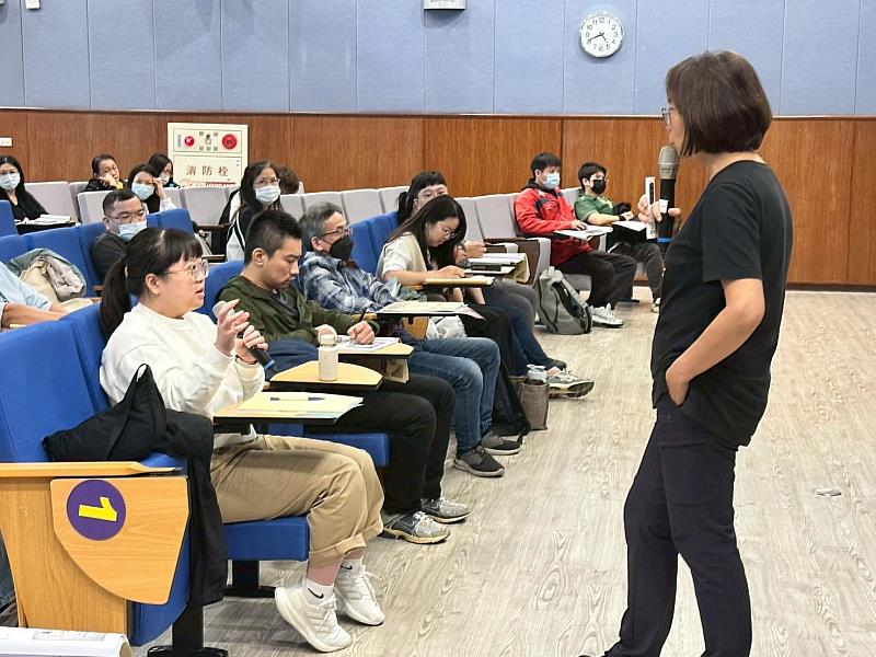 竹市府辦理各行業場所主人建置性騷擾防治措施專業課程，共計3場次、360人次參與。