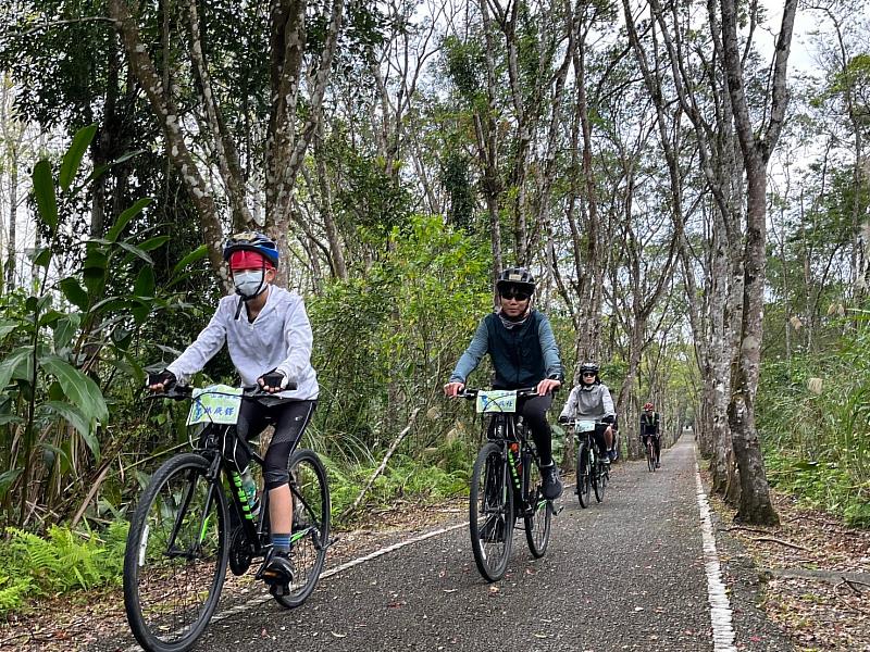 玉見騎跡山海傳騎寒假單車營帶孩子用雙腳認識世界、用行動實踐SDGs。