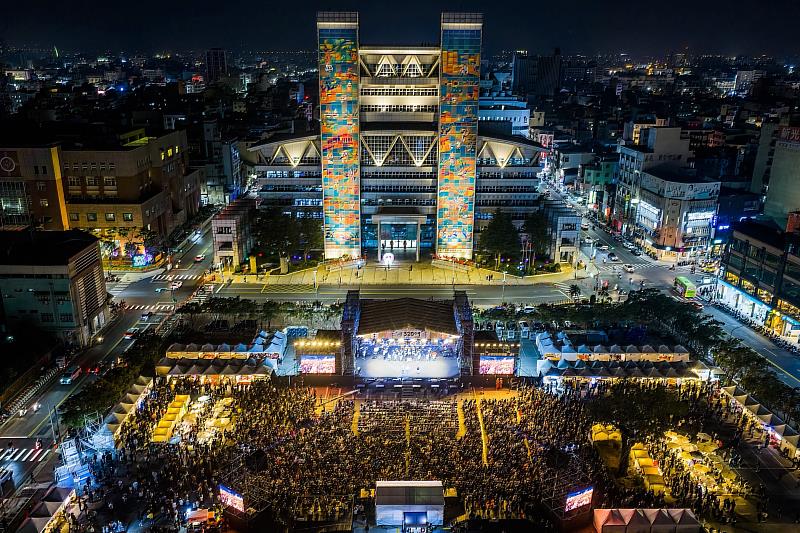 「320+1嘉義市城市博覽會」開幕一週破120萬人次。