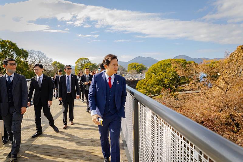 邱臣遠副市長率考察團參訪日本重要文化資產熊本城