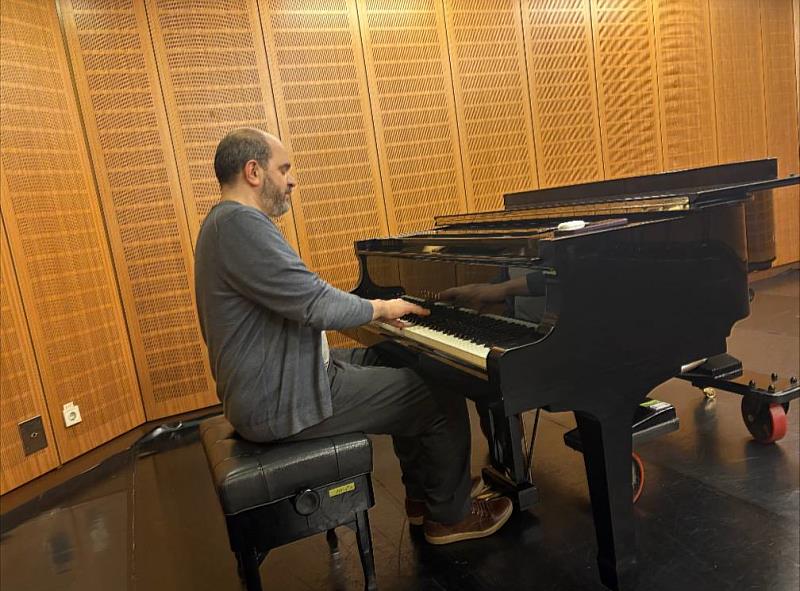 來臺的鋼琴獨奏會,格斯坦精心打造以李斯特與布拉姆斯為核心的浪漫時期鋼琴之旅,展現「標題音樂」與「絕對音樂」兩種美學的深度。圖:國家兩廳院提供