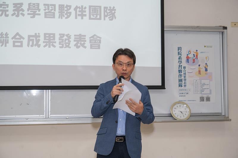 林耀堂副校長勉勵學生善用校內各項資源，讓校園生活更加精彩。