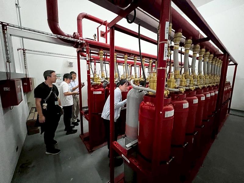 總務處與驗證中心教師陪同進行實地查證。