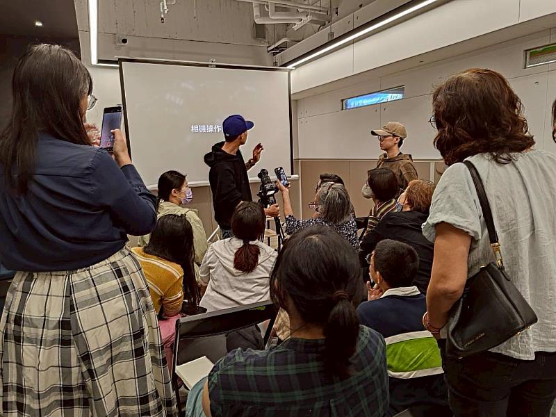 「文創經營管理系列課程」知識傳遞與實務練習兼具，幫助參與者將所學應用於品牌經營之中。