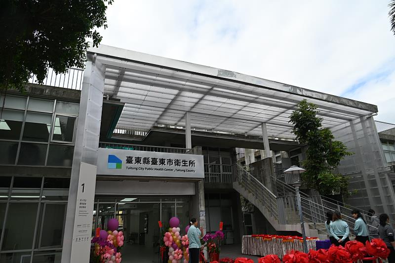 「設計力」點亮臺東市衛生所 饒慶鈴宣布加碼最高6萬助孕補助