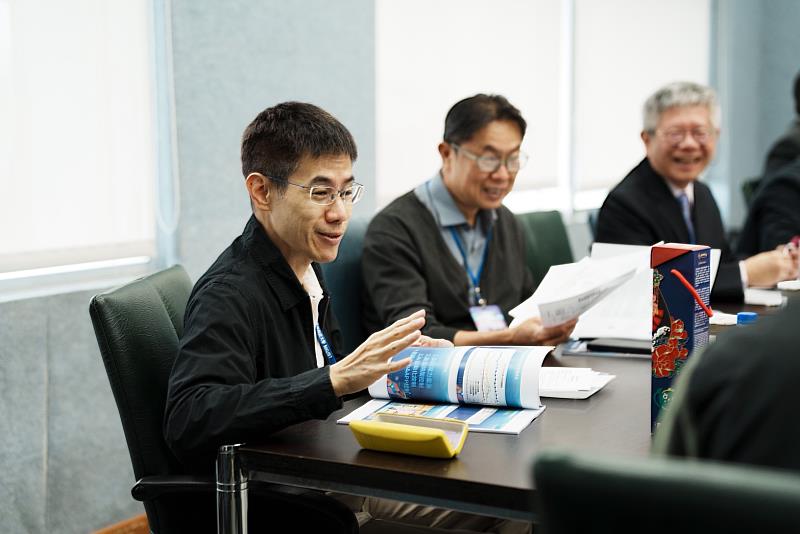 114年高中職生專題競賽最終有來自全國共11校27隊進入決賽環節,11月21日在高科大舉行實地成果展覽及評比。競賽一共分成設計組、電機電子組、行銷與觀光組、食品與生物組四大領域,考驗中學生專題實作能力。