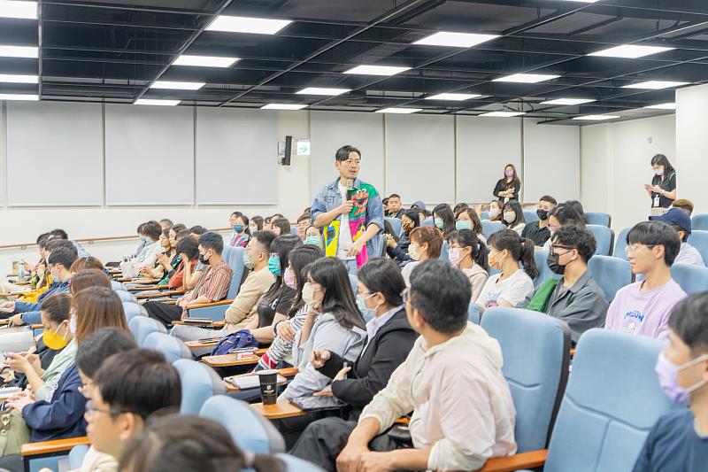 0_名人講座-七七老大