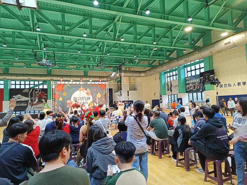 用運動溫暖城市　中壢國民運動中心聖誕派對以健康正能量點亮人心