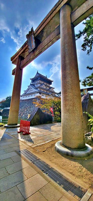 八坂神社位於小倉城內,是北九州屈指可數的人氣新年參拜景點。