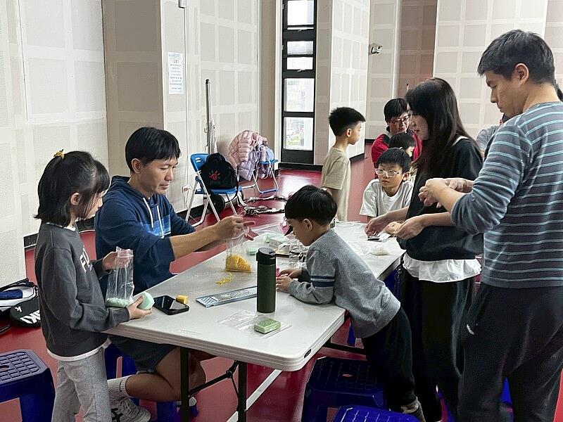 親子同樂迎聖誕 八德國民運動中心活動圓滿落幕