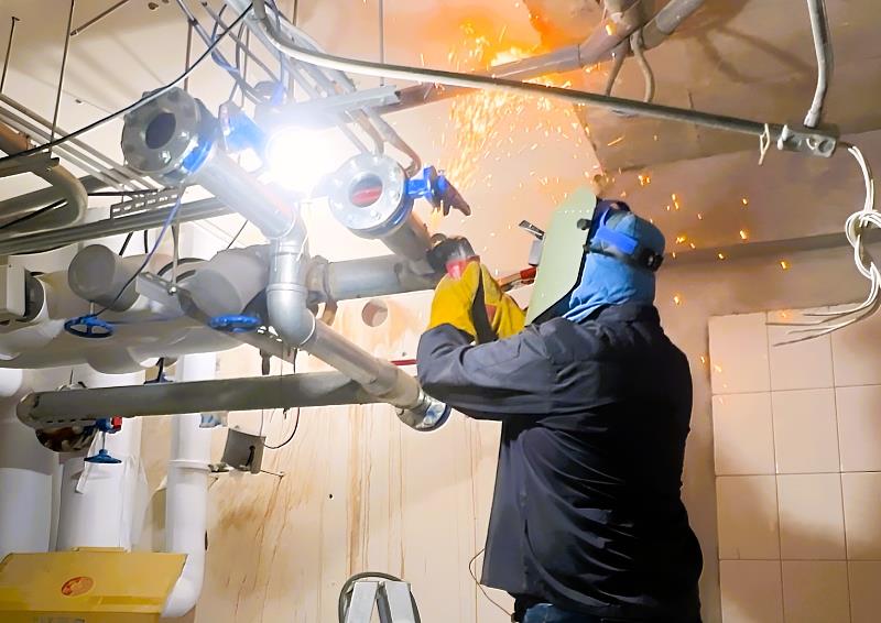 阿光參加北分署職業訓練培養專業職能，考取技術士證照，成功踏入職場。