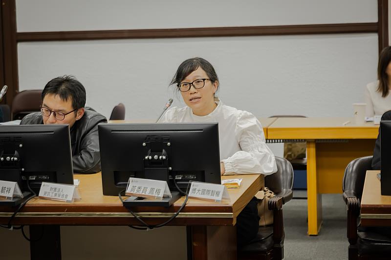 與會委員針對市府推動智慧城市提出多項具體建議。