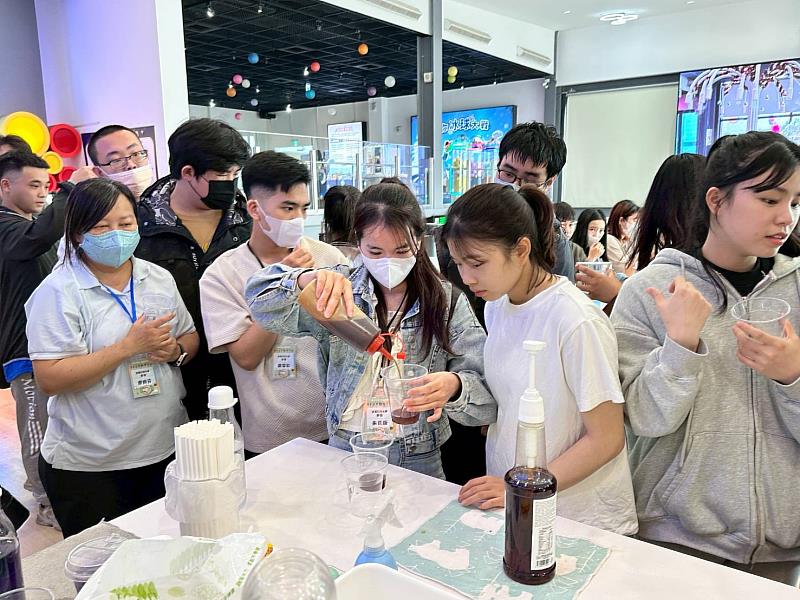 走進企業看見未來，嘉義青年參訪累積就業力-1