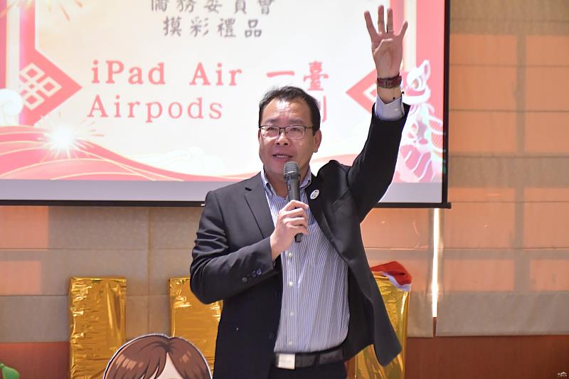 龍華科技大學國際暨兩岸合作處國際長黃仲麟致詞