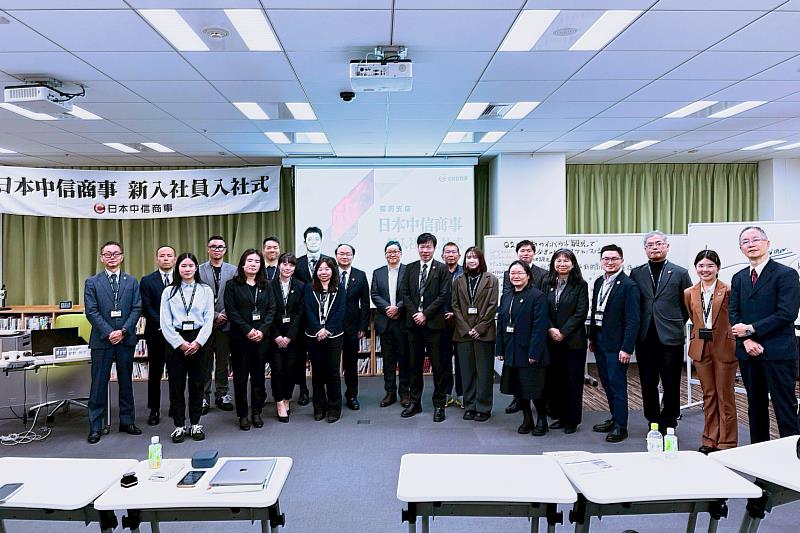 中金院跨境實戰碩士學分班的於福岡辦理移地實戰研習，學員在時間、資訊、語言文化的壓力挑戰下獲得扎實且深入的問題解決及提案經驗成長。（圖/中金院提供）