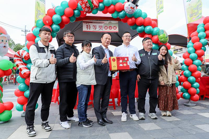 114年嘉義縣阿里山高山茶冬季優良茶競賽頒獎暨展售會-5