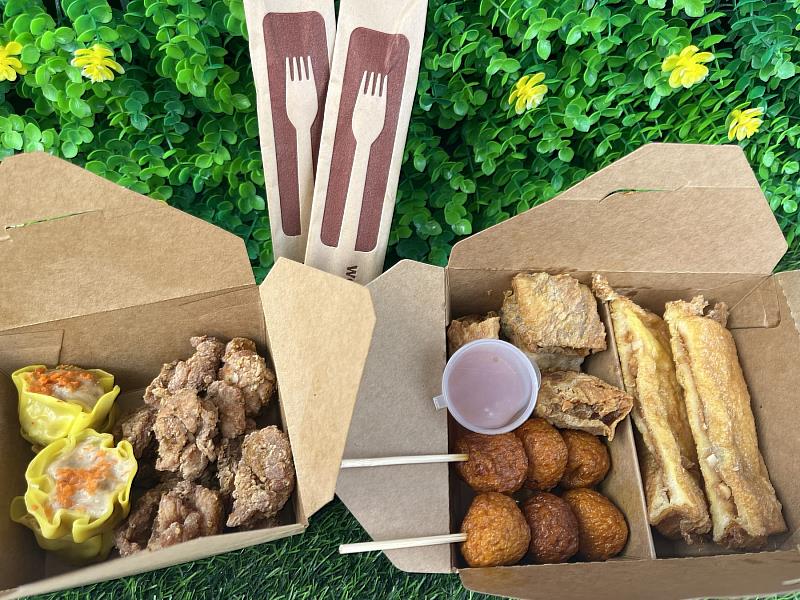 由香港夫妻來台經營的排隊美食餐車，將進駐跨年市集，主打咖哩魚蛋、西多士等道地港味。