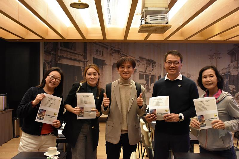 南大EMBA邀請在校生到場分享學習經驗，說明如何兼顧工作、生活與進修。