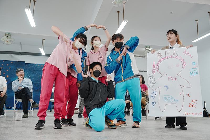 走進劇場做選擇 南大教習劇場陪國中生思考成長與責任