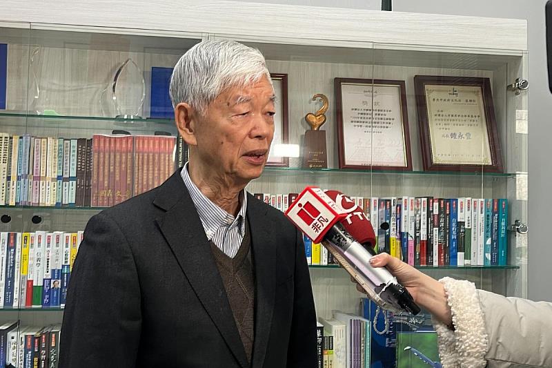 中央大學台經中心發布114年12月份消費者信心指數調查成果。游佳霖攝