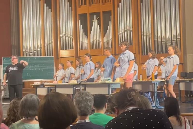 實地觀摩柯大宜音樂小學（Kodály School）。