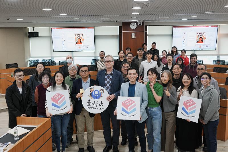 人文專題演講大合照。