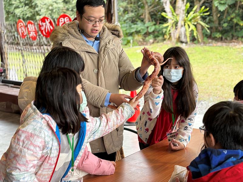 兩爬課程觸摸體驗