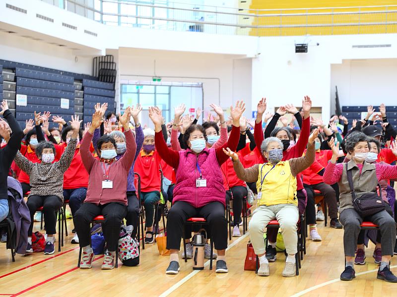 「嘉有好牙笑C嘻」嘉義縣導入智慧科技 打造長輩口腔健康新生活