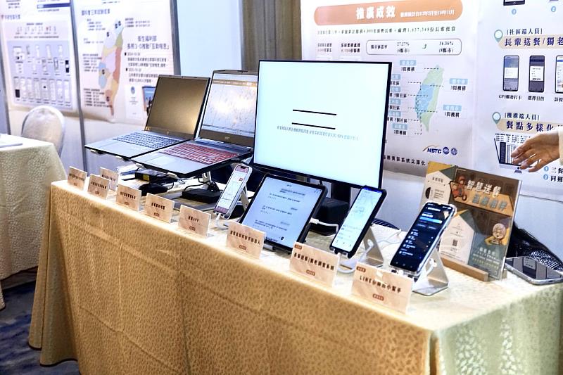 由暨大資訊管理學系戴榮賦教授研究團隊開發的「整合式資訊系統」，將智慧科技導入高齡者送餐服務。