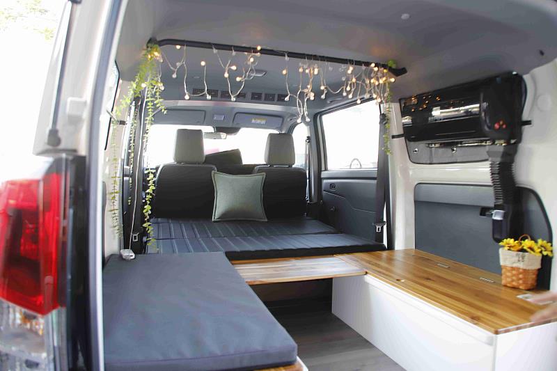 翁章梁頒114年商圈聯合購物節大獎 商圈表現亮眼獲肯定