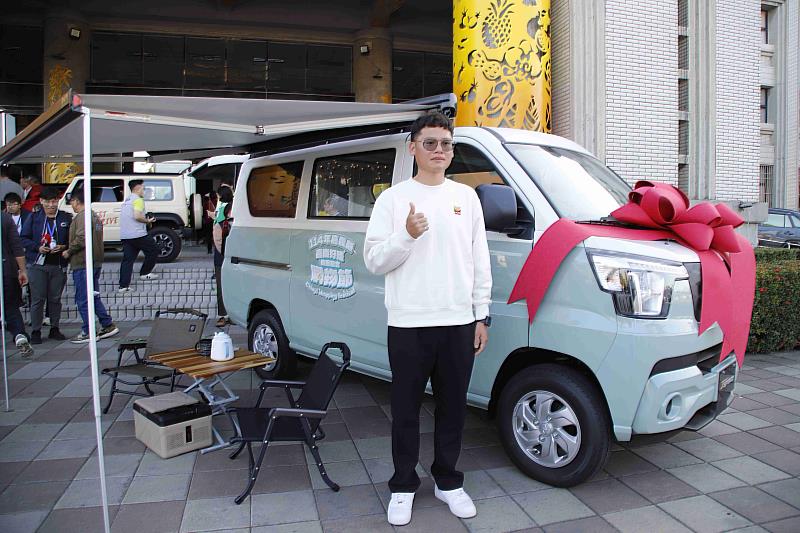 翁章梁頒114年商圈聯合購物節大獎 商圈表現亮眼獲肯定