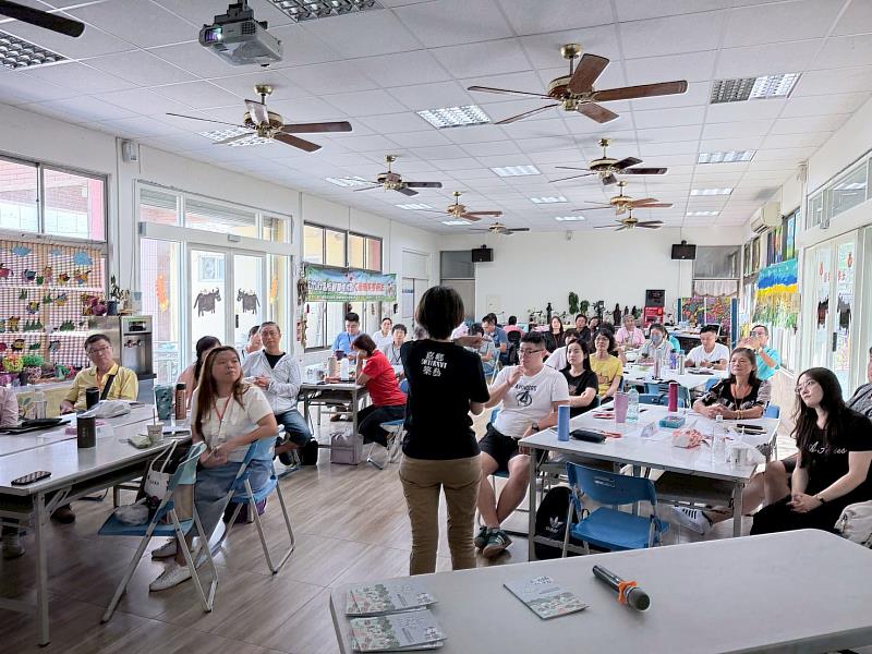 嘉義縣社區規劃師共創光影故事 攜手迎向2026台灣燈會