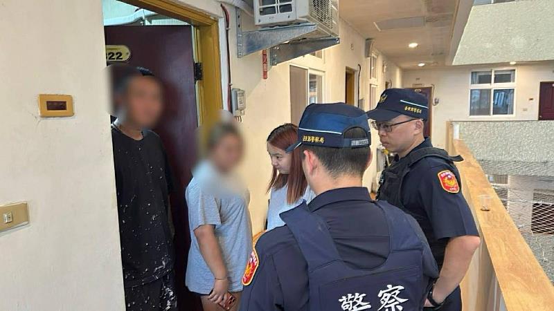 迎接2026不打烊！東警出擊提前部署各項勤務，全面維安。